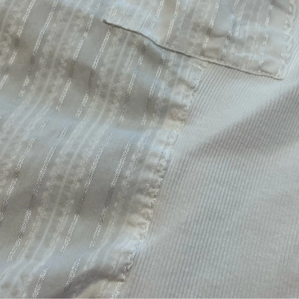 Guess White Short Sleeve Button Down Shirt - Picture 7 of 12